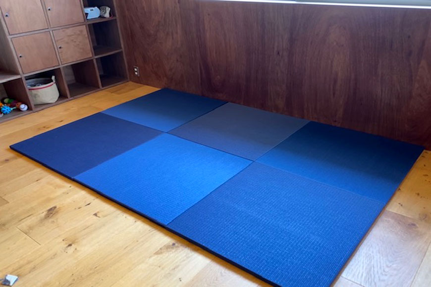 畳の市松敷き 和紙製 置き畳 ダイケン【清流】藍色